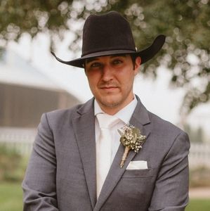 Meet your Posher, Tyler